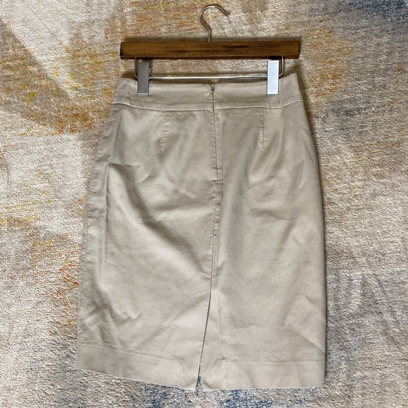 J Crew Pencil Skirt Tan 100% Cotton Fully Lined Size 0 21325 - Picture 2 of 4